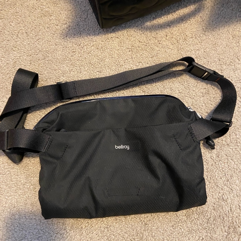 Bellroy Lite Sling 7L Black